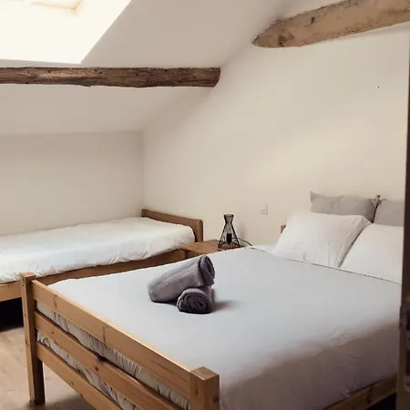 La Ferme De Vazerat Bed & Breakfast