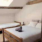 La Ferme De Vazerat לינה וארוחת בוקר