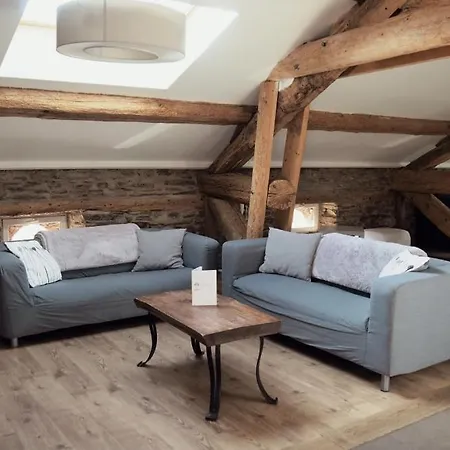 Bed & Breakfast La Ferme De Vazerat Massiac