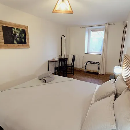 La Ferme De Vazerat Massiac