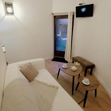 La Ferme De Vazerat Couette-café 3*