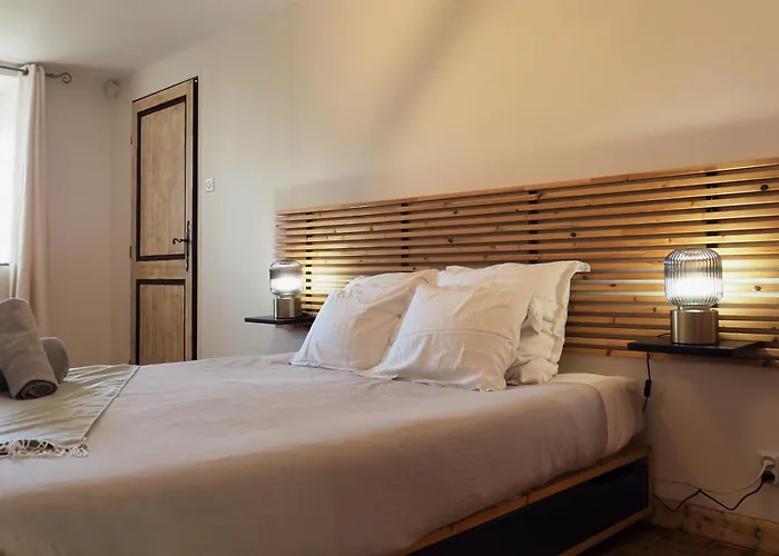 Bed & Breakfast La Ferme De Vazerat Massiac