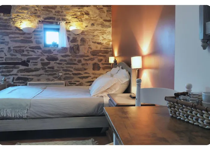 La Ferme De Vazerat Bed & Breakfast 3*